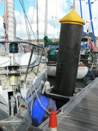 15- Les poteaux ne supportent plus les pontons 